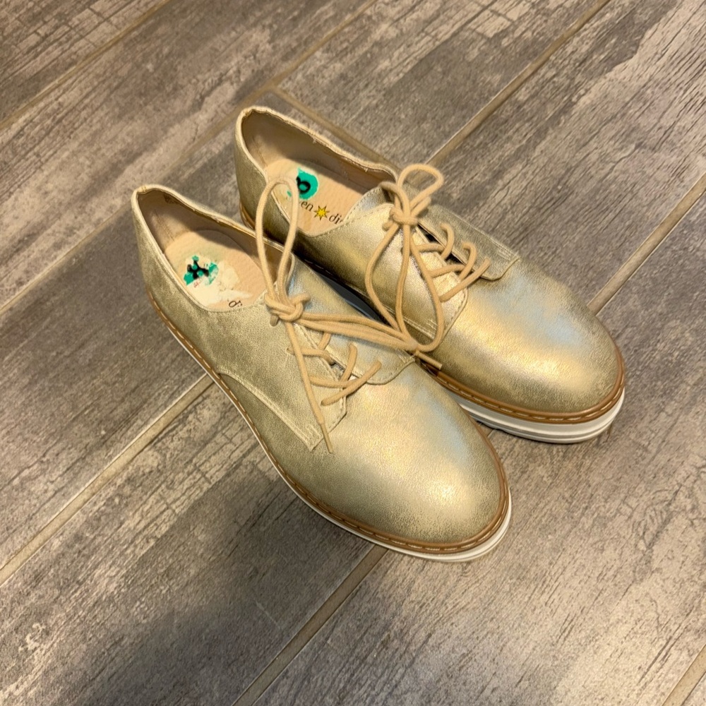 Seven Dials Gold Lace-Up Flats